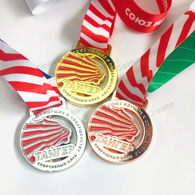 Custom Soft Enamel Awards Medal Sports Emblem Medallion with Ribbon