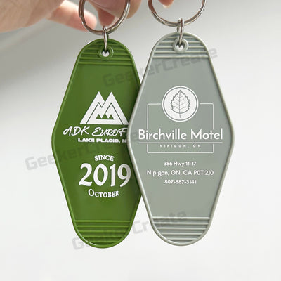Custom Logo Retro Plastic Tag Keychains For Business Hotel Motel Luggage
