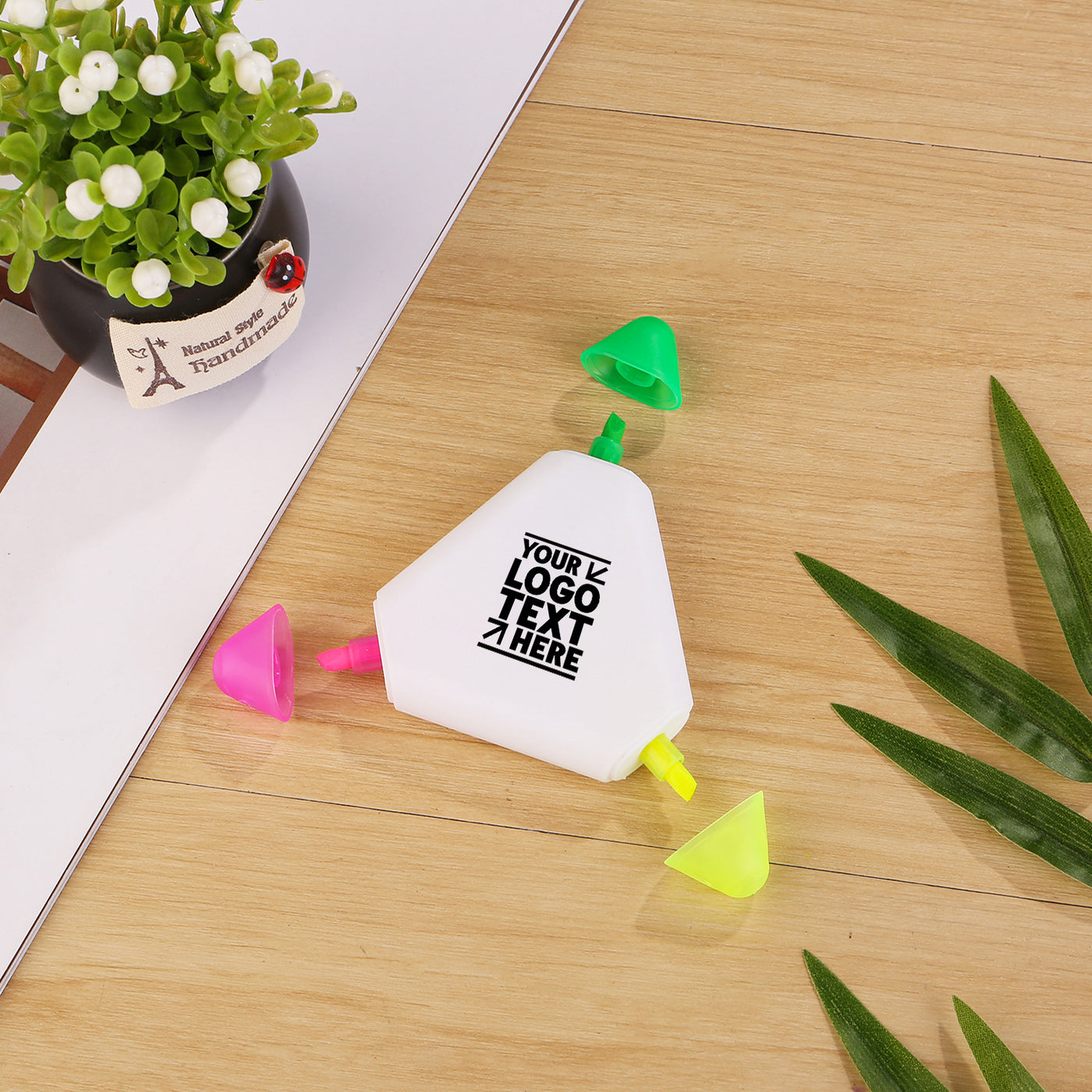 Custom Logo Triangular Shaped Highlighter For School Bookstores Office