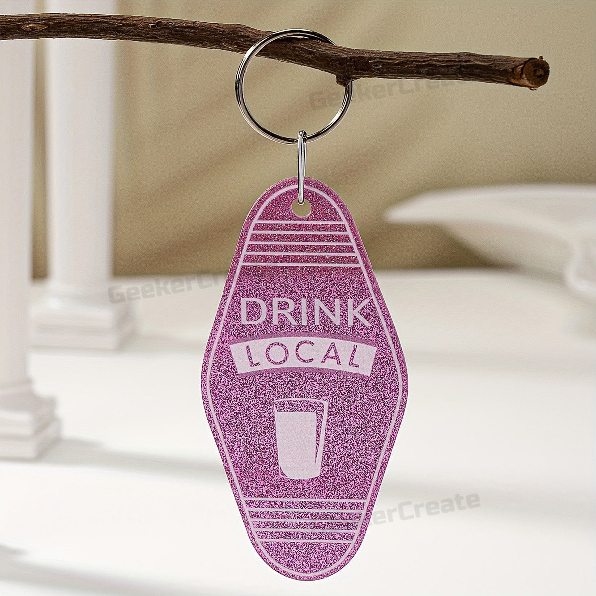 Custom Vintage Acrylic Keychains Glitter Motel Keytag with Your Logo