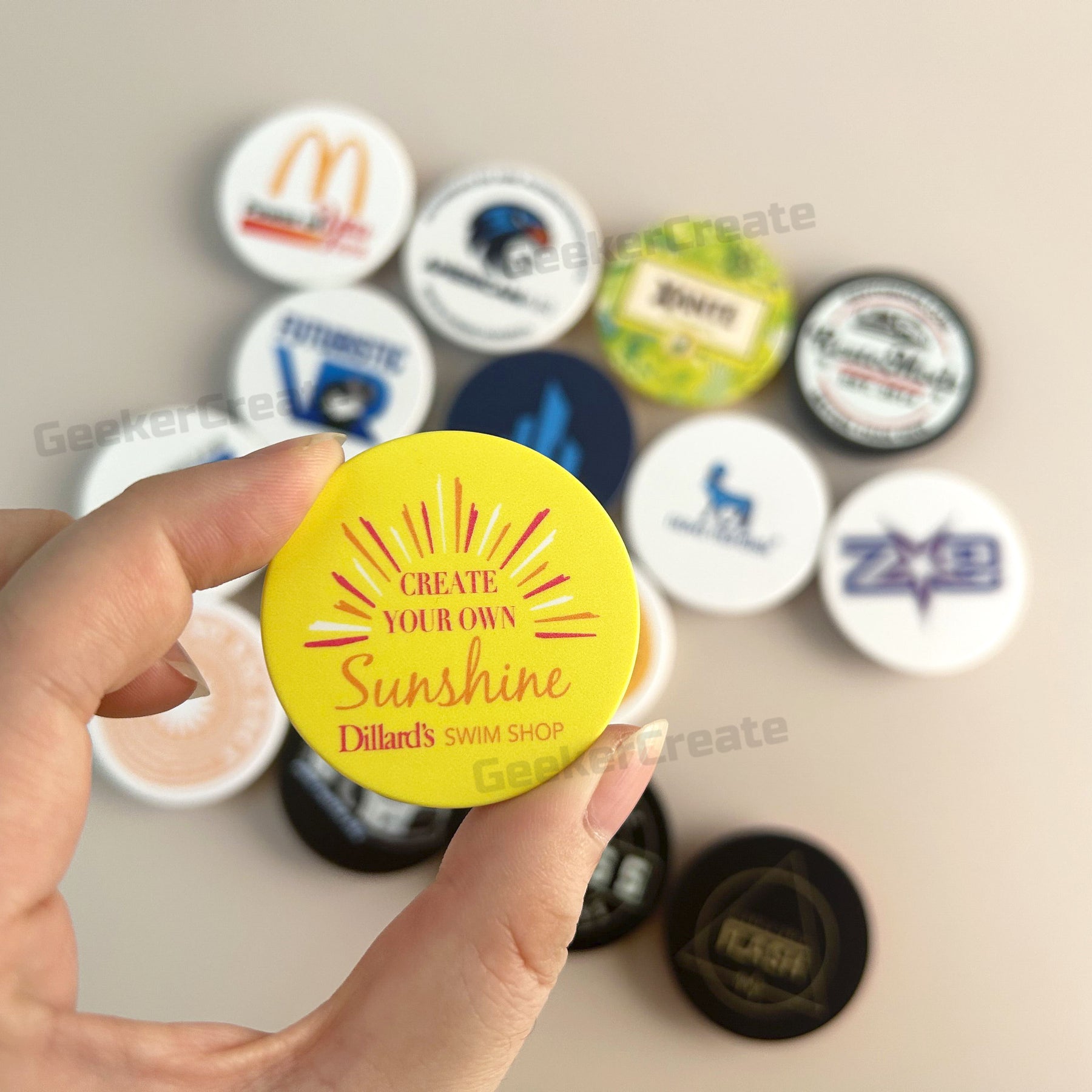 Custom Pop Phone Sockets UV Logo Printing Phone Holder For Giveaway ...